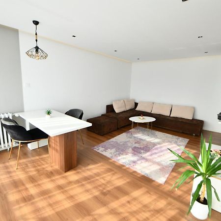 Appartamento Msm-2 Pristina Esterno foto