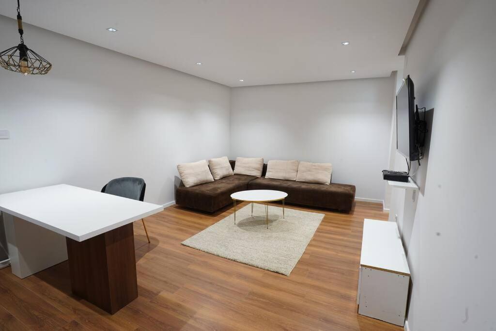 Appartamento Msm-2 Pristina Esterno foto
