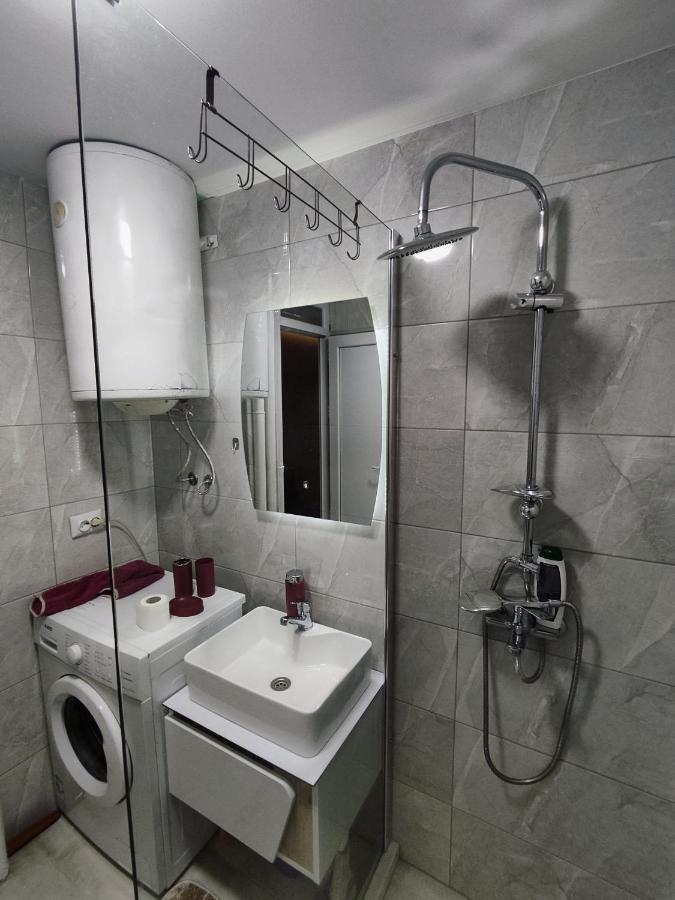 Appartamento Msm-2 Pristina Esterno foto