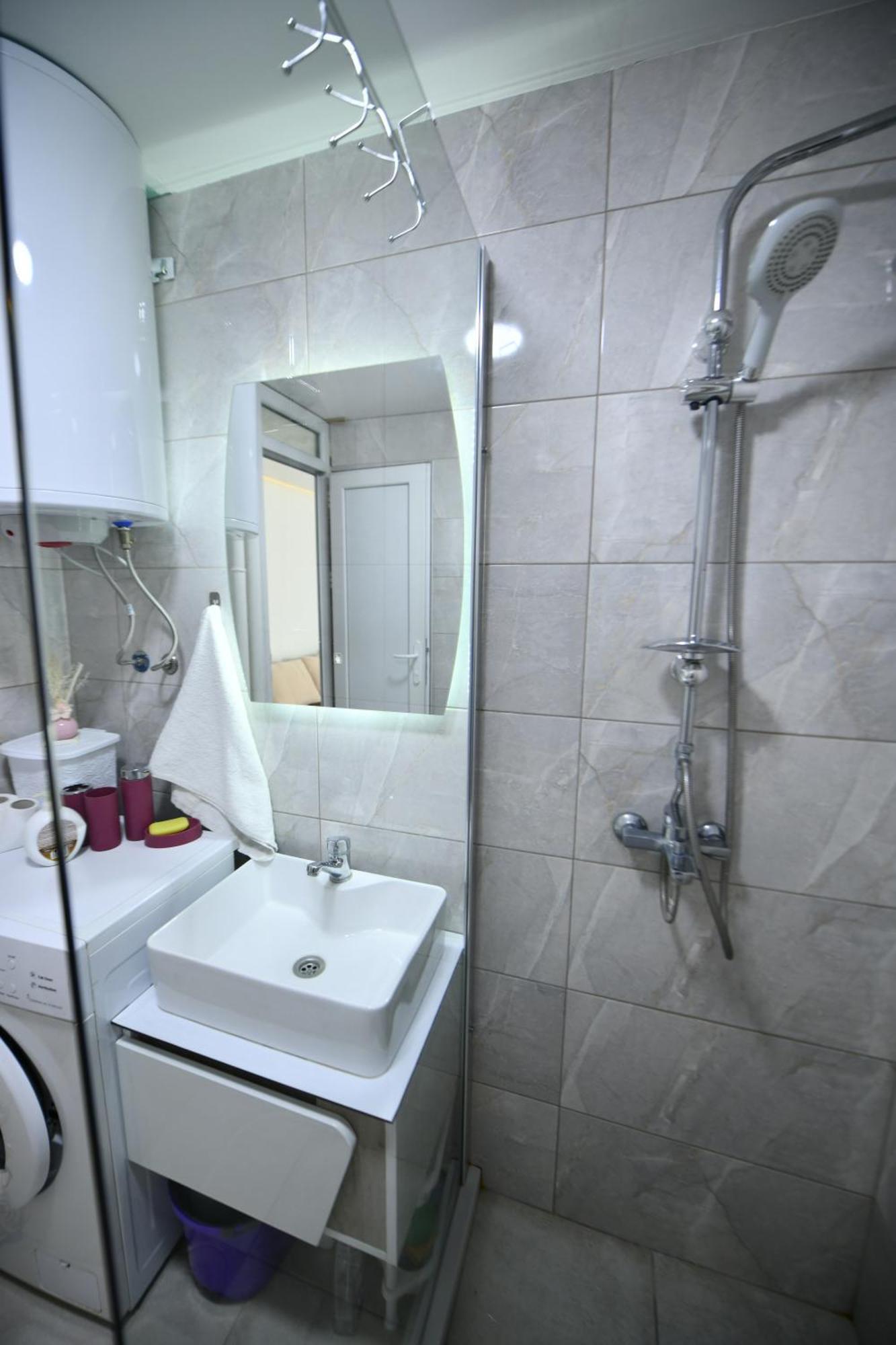 Appartamento Msm-2 Pristina Esterno foto